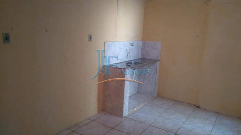 Casa à venda com 4 quartos, 150m² - Foto 17