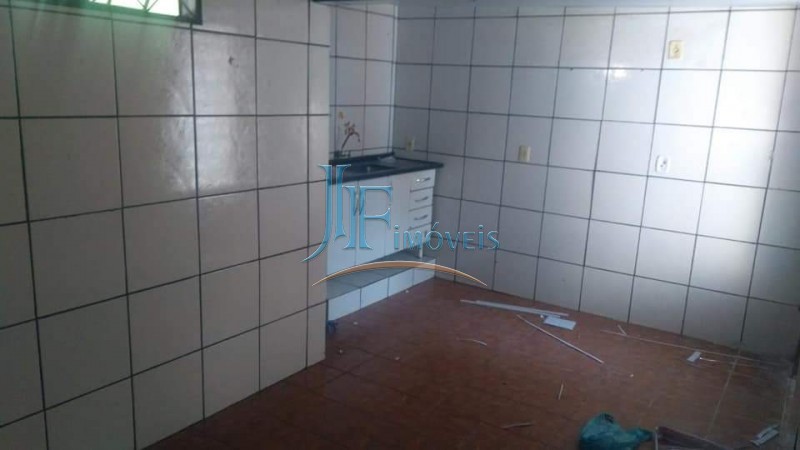 Casa à venda com 4 quartos, 150m² - Foto 10